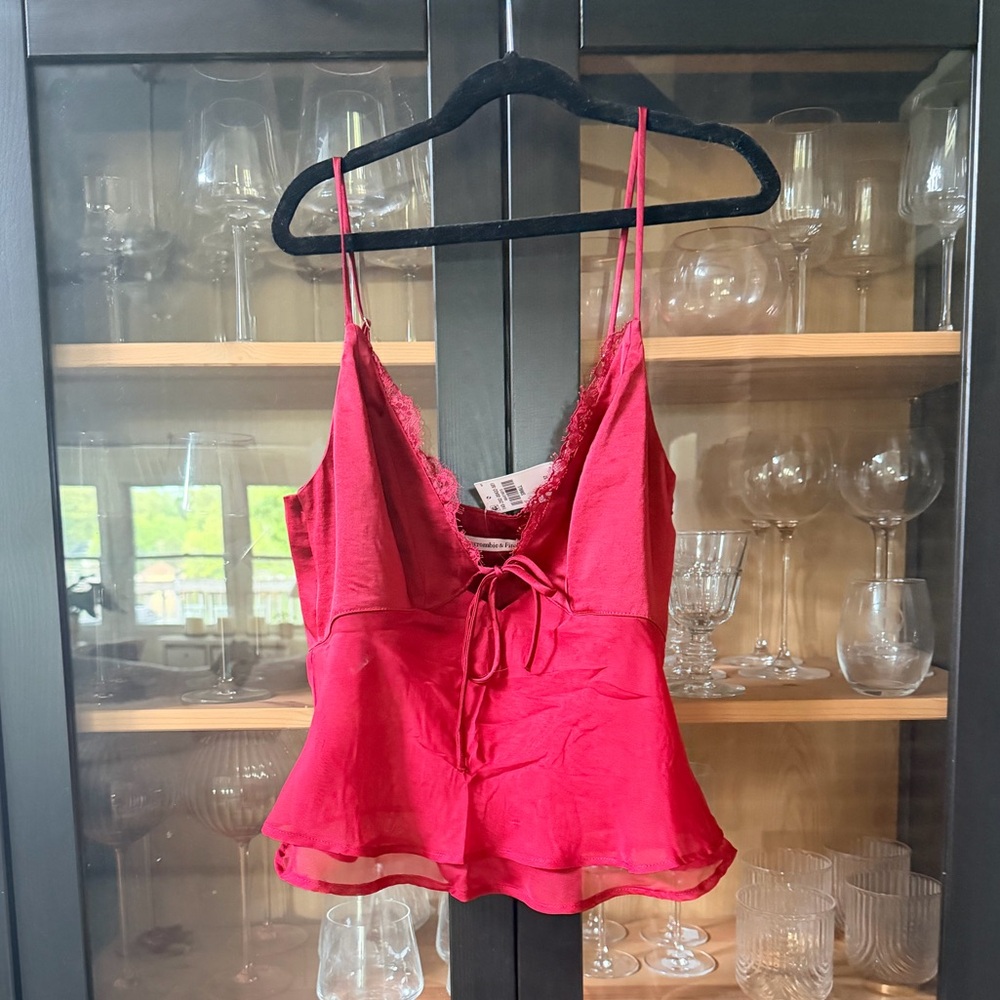 NWT Abercrombie Bella Cami